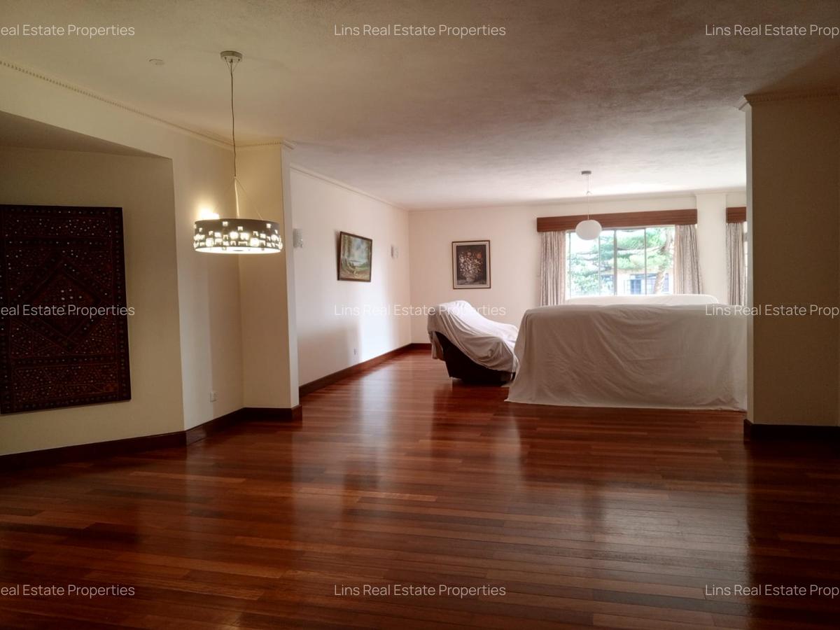 Serviced 3 Bed Apartment with En Suite in Riverside - 14