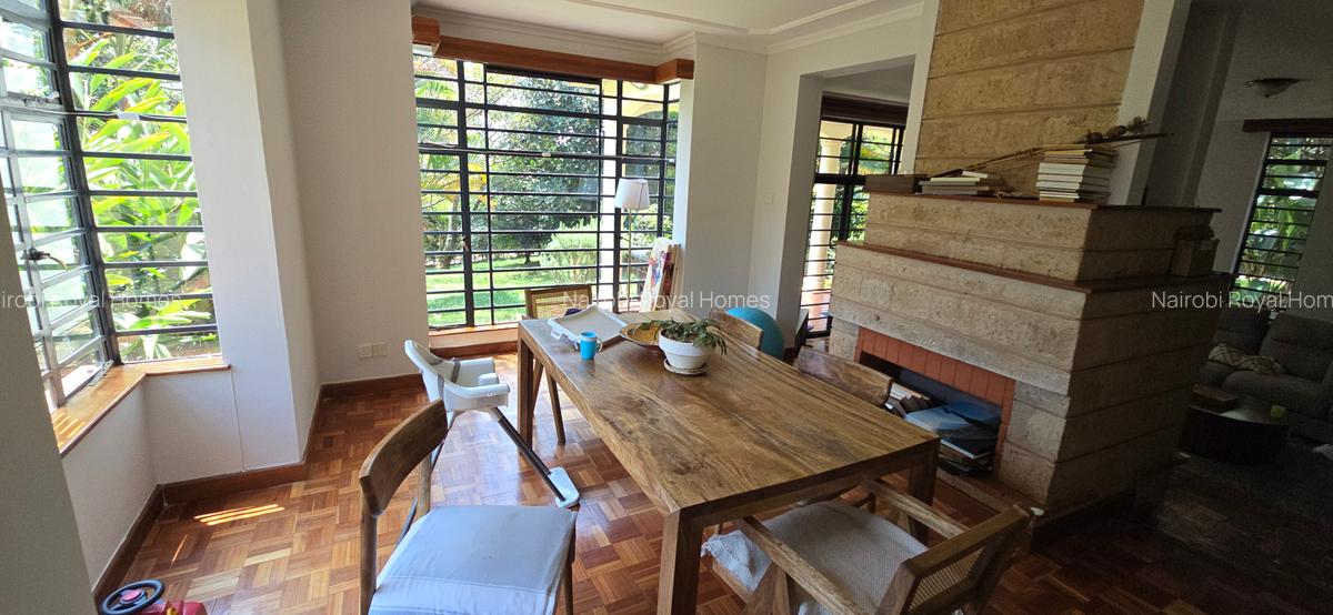 4 Bed House with En Suite at Rosslyn Heghts - 13