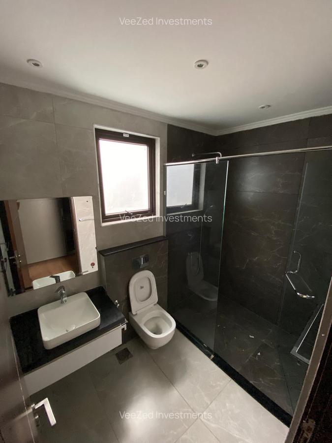 5 Bed Villa with En Suite at Peponi Road - 15