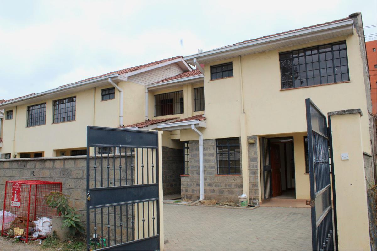 4 Bed Townhouse with En Suite in Embakasi - 1