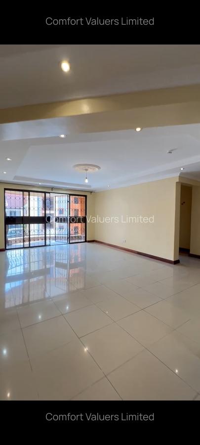 3 Bed Apartment with En Suite at Valley Arcade - 1