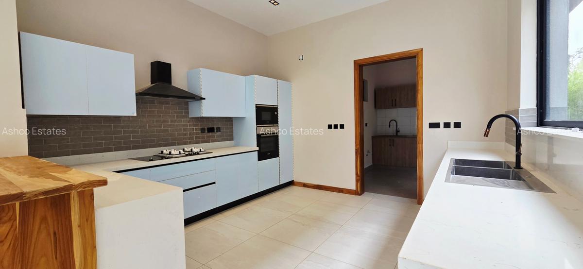 4 Bed Townhouse with En Suite in Loresho - 6