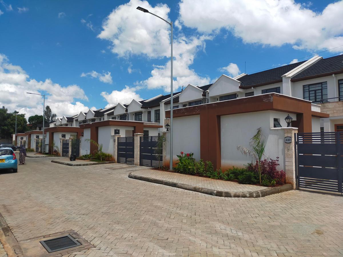 4 Bed Townhouse with En Suite in Mombasa Road - 2