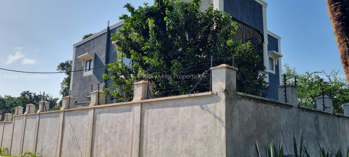 4 Bed House with En Suite at Mtwapa - 2