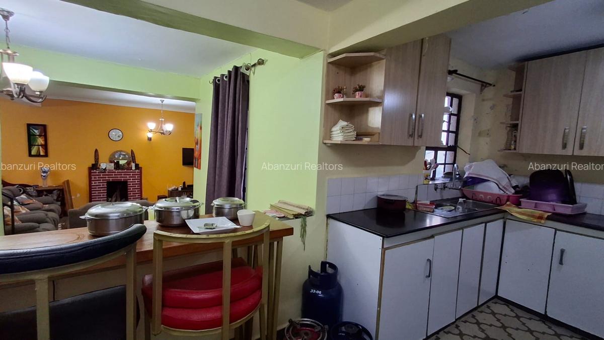 4 Bed Townhouse with En Suite at Kerarapon Drive - 7