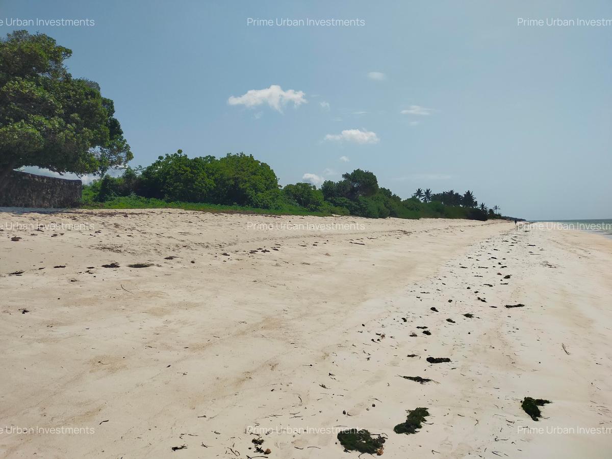 Land in Kikambala - 5