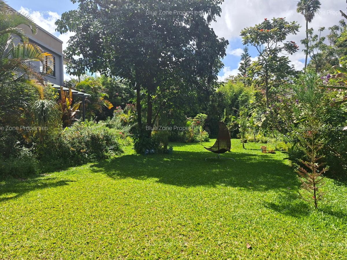 4 Bed Townhouse with En Suite at Off Glory Rd - 3