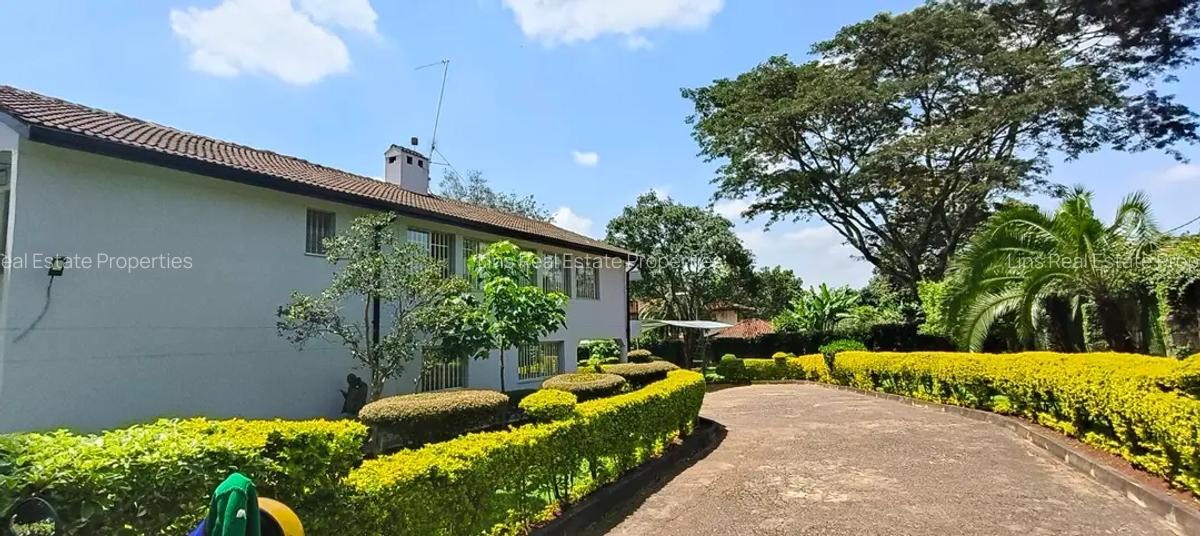 4 Bed House with En Suite in Nyari - 3