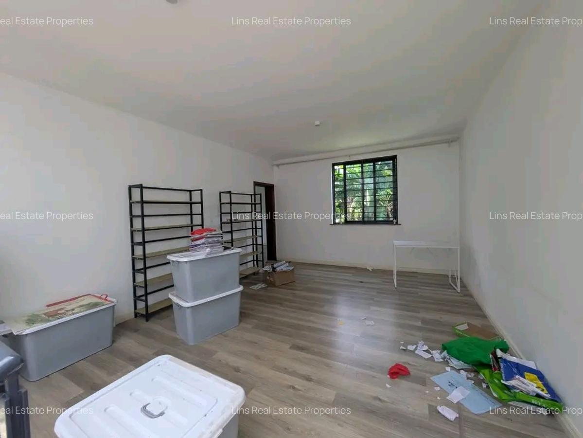 4 Bed Townhouse with En Suite in Runda - 9