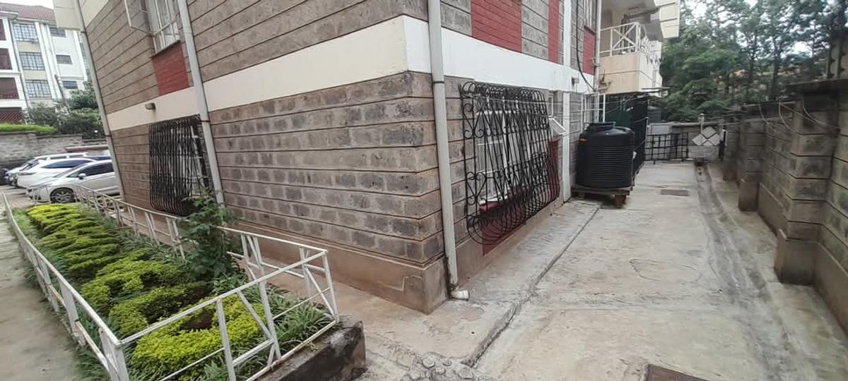 Serviced 3 Bed Apartment with En Suite in Lavington - 14