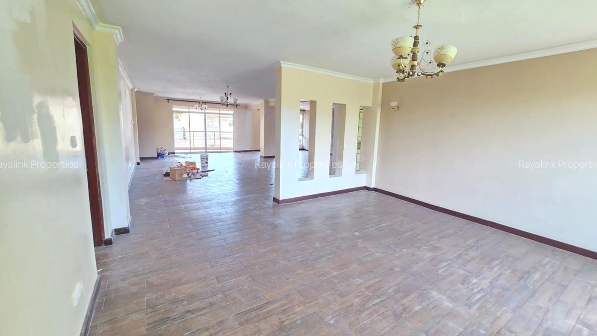 4 Bed Apartment with En Suite at General Mathenge - 14
