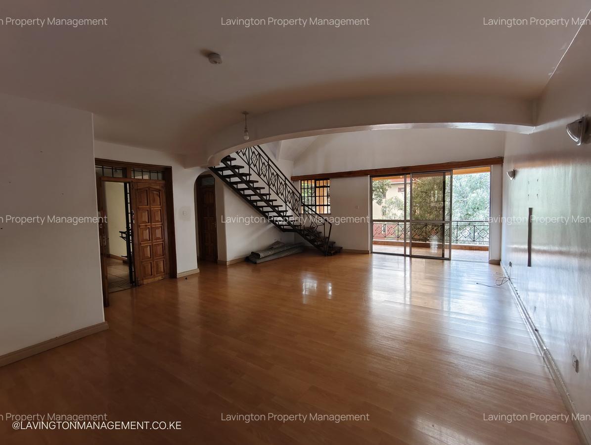 4 Bed Apartment with En Suite at Lavington Green - 17