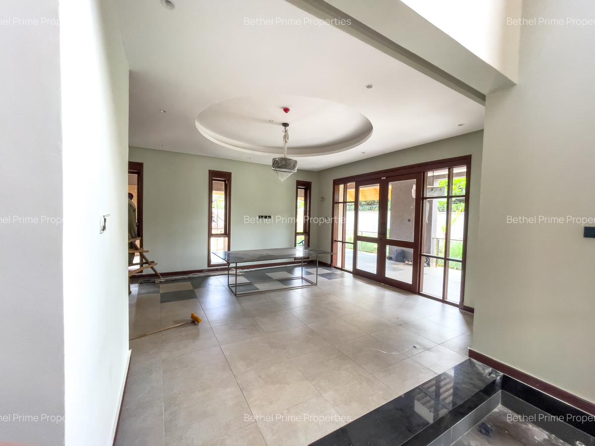 4 Bed Villa with En Suite in Runda - 11