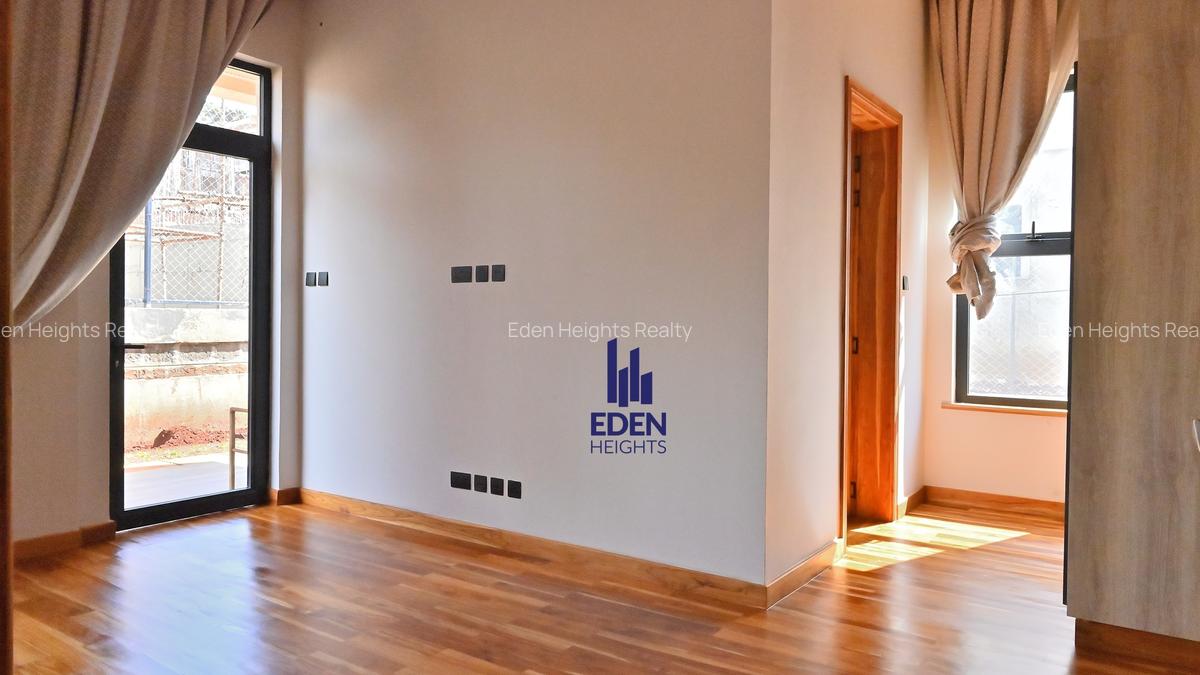 5 Bed Villa with En Suite in Loresho - 10