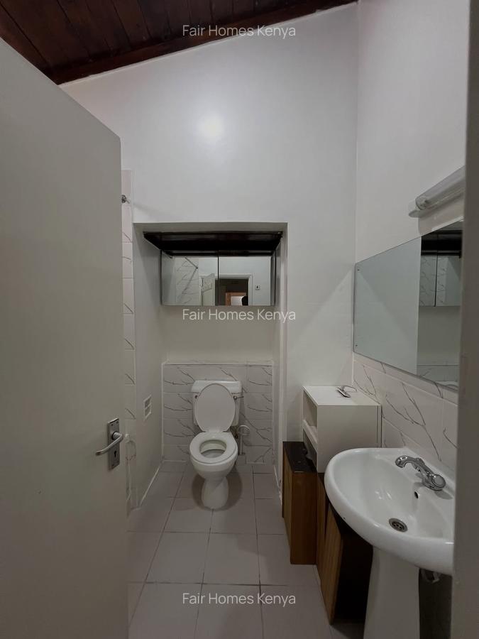 5 Bed Townhouse with En Suite at Manyani East - 13