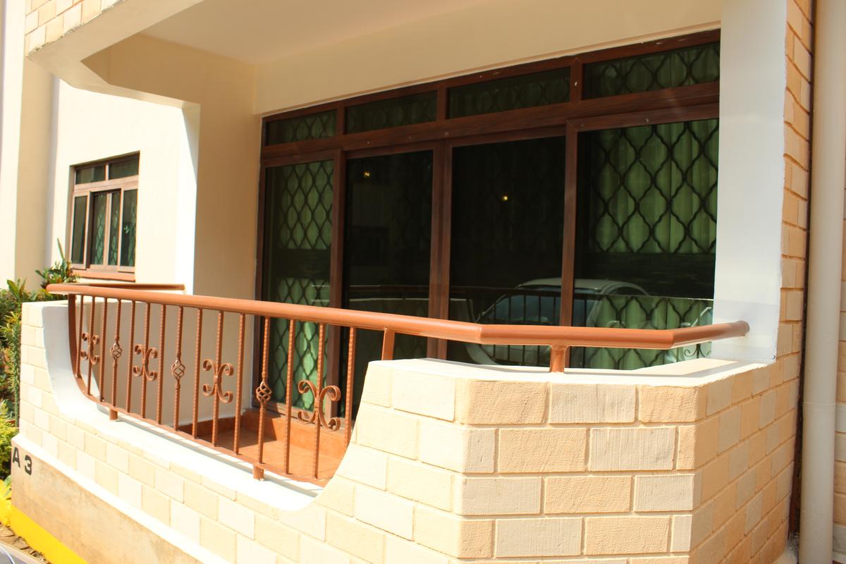 3 Bed Apartment with En Suite in Westlands Area - 9