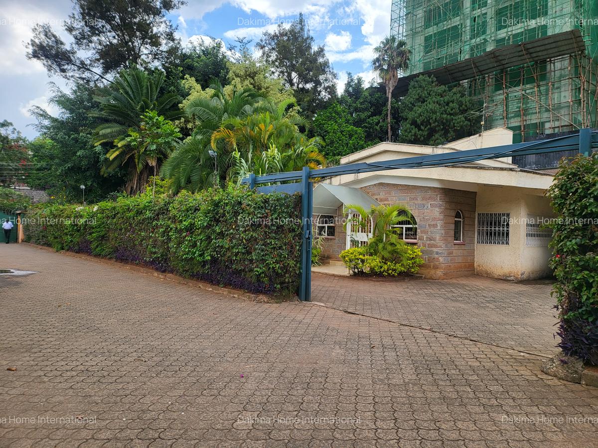 Commercial Property in Rhapta Road - 6