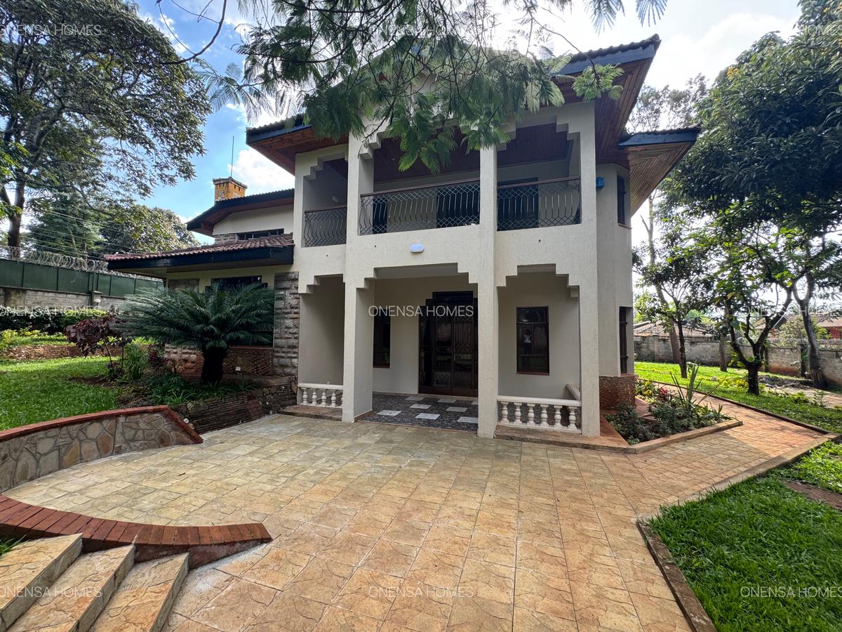 5 Bed House with En Suite in Runda - 5