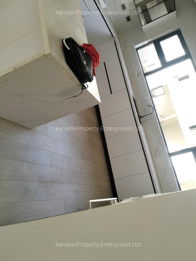 5 Bed Townhouse with En Suite in Lavington - 15