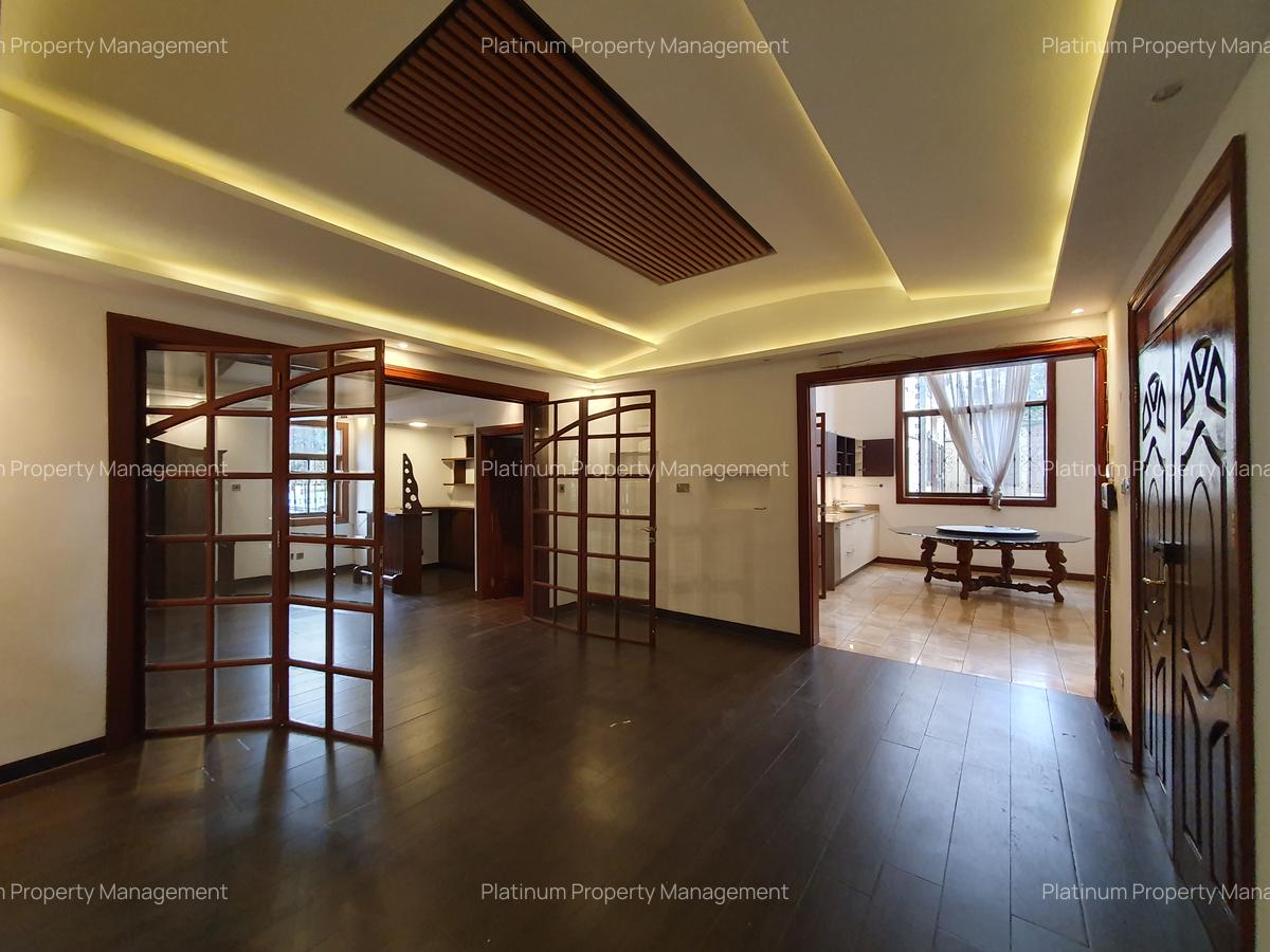 4 Bed House with En Suite at Grevillea Grove - 4