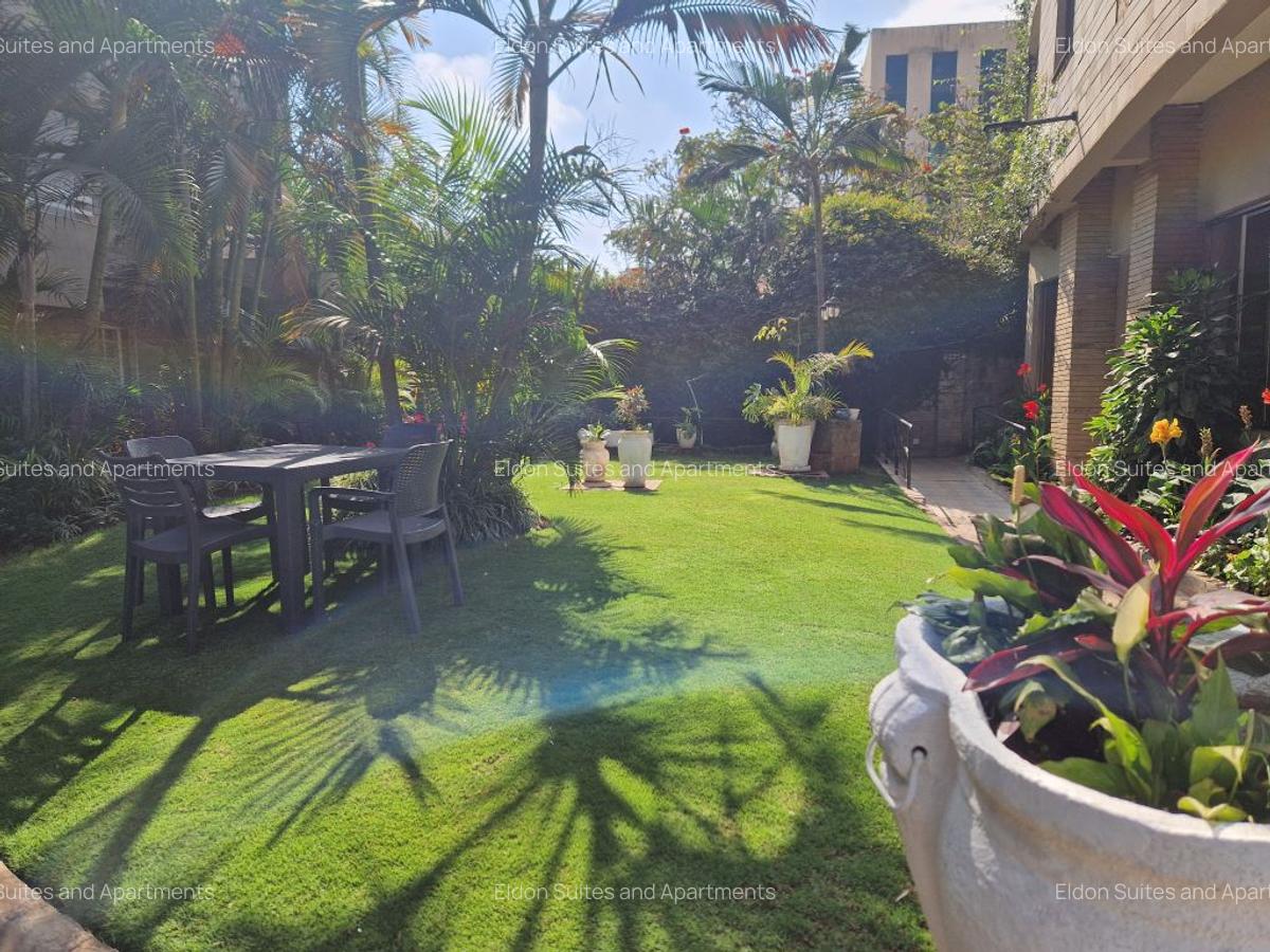 Serviced 2 Bed Apartment with En Suite in Kilimani - 10