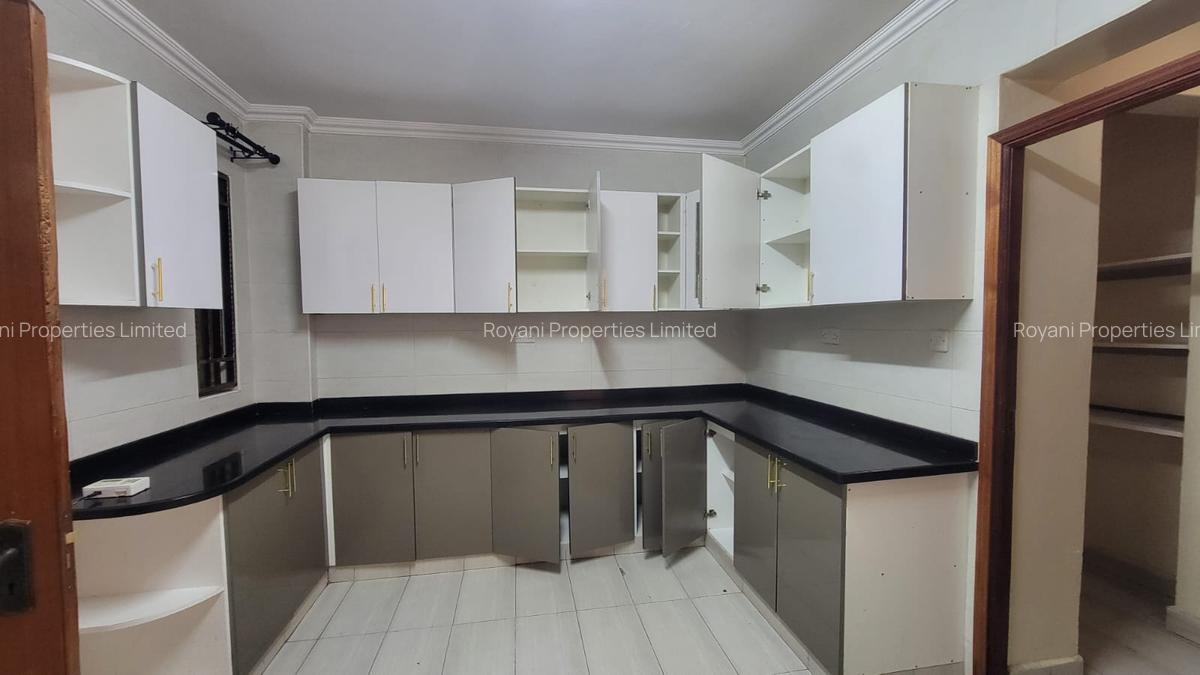 3 Bed Apartment with En Suite in Kileleshwa - 3