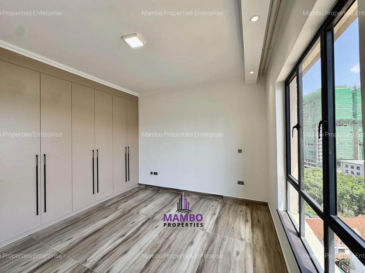 2 Bed Apartment with En Suite at Brookside Drive - 8