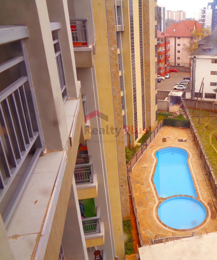 3 Bed Apartment with En Suite in Upper Hill - 6