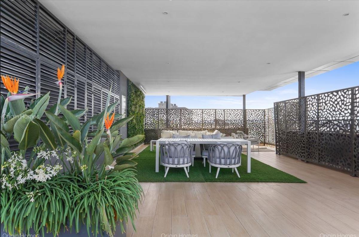 Furnished 3 Bed Apartment with En Suite at Riverside Drive - 20