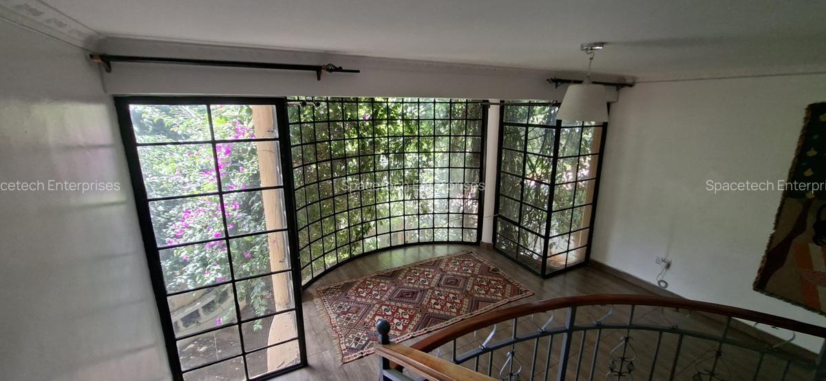 5 Bed Townhouse with En Suite in Kyuna - 7