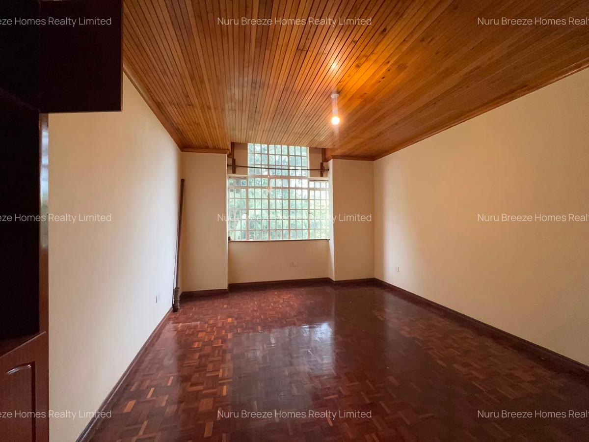 5 Bed Townhouse with En Suite in Kitisuru - 13
