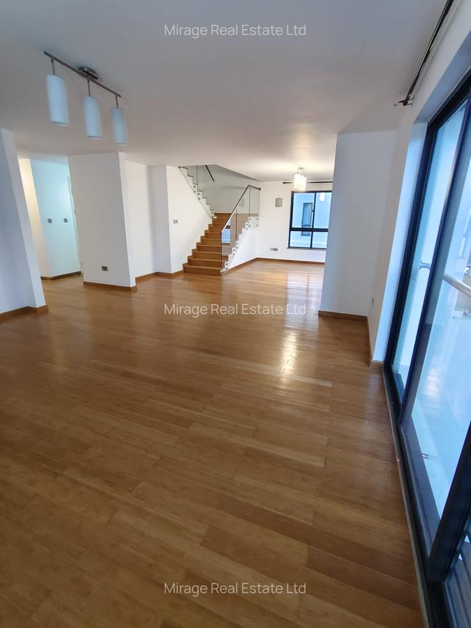 3 Bed Apartment with En Suite in Garden Estate - 2