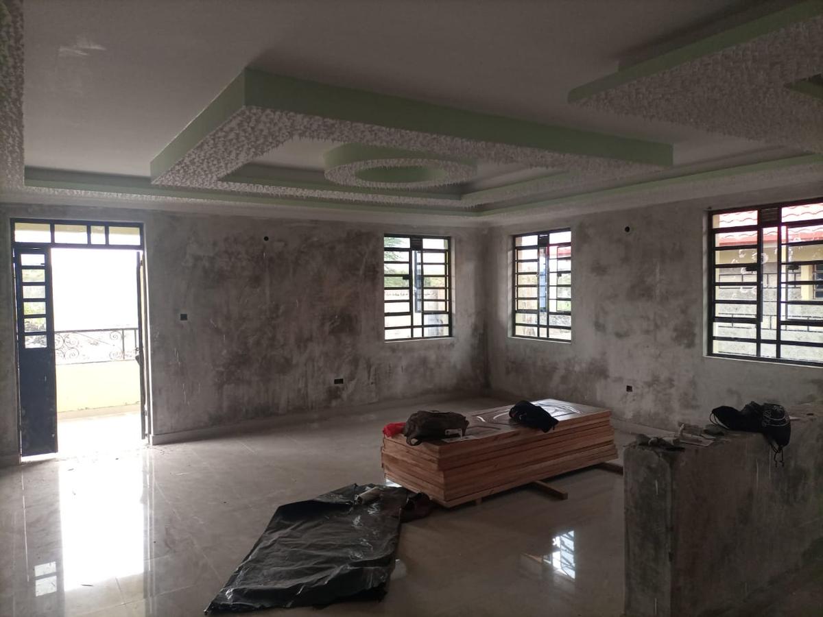 3 Bed House with En Suite at Acacia - 6