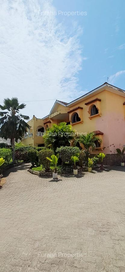 5 Bed House in Nyali Area - 7