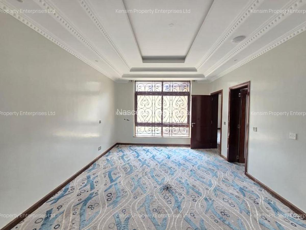 5 Bed Townhouse with En Suite in Kilimani - 20