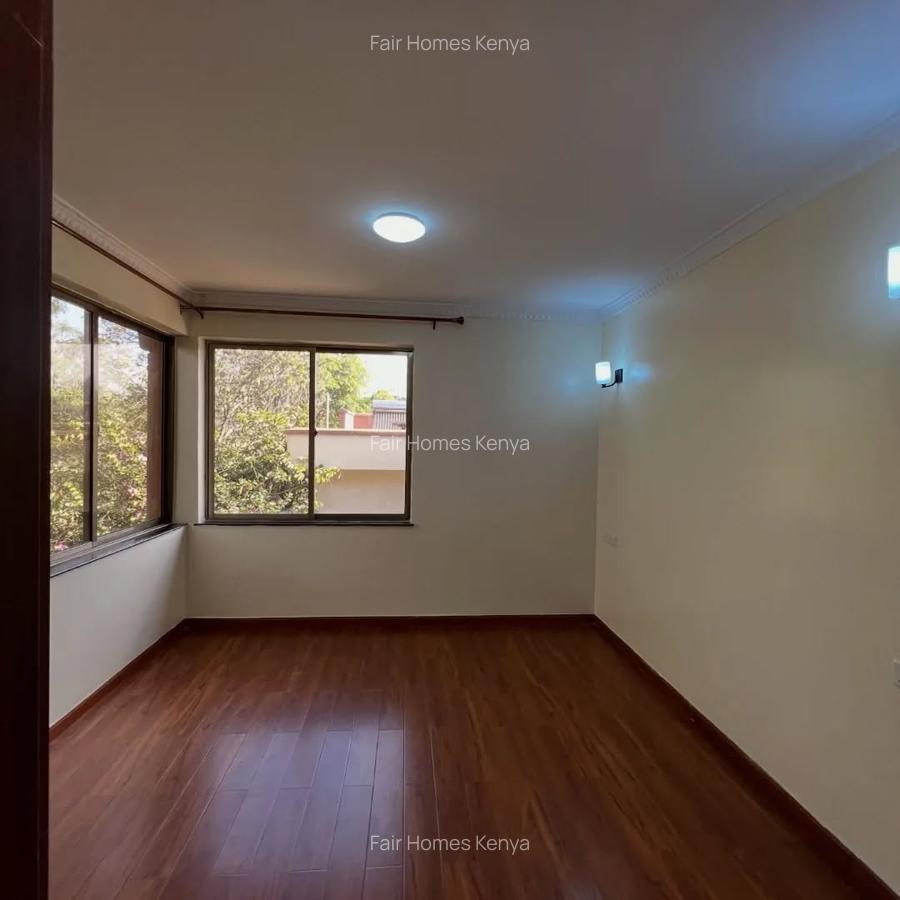 5 Bed Townhouse with En Suite at Chalbi Drive - 10