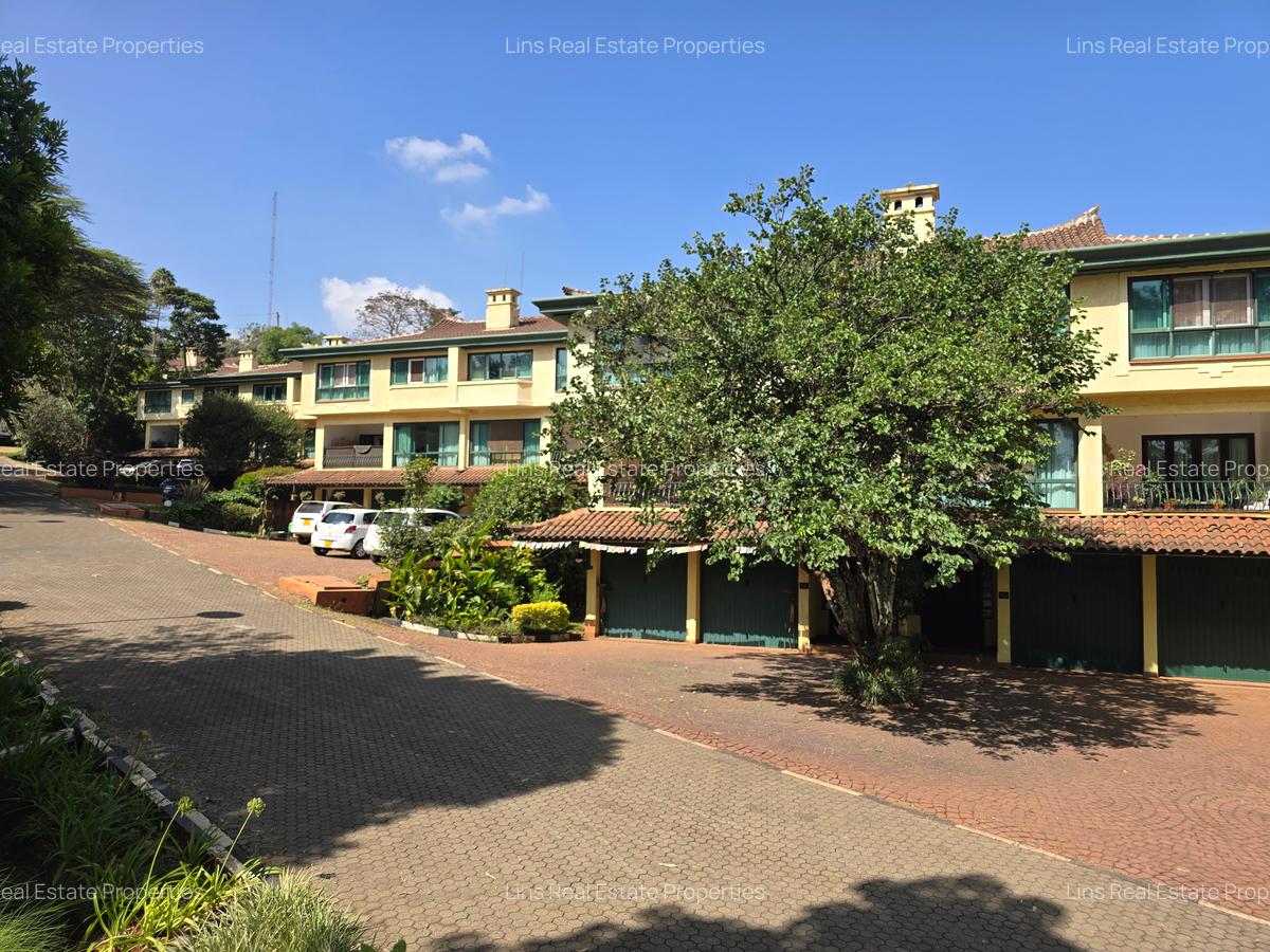 4 Bed Townhouse with En Suite in Westlands Area - 2