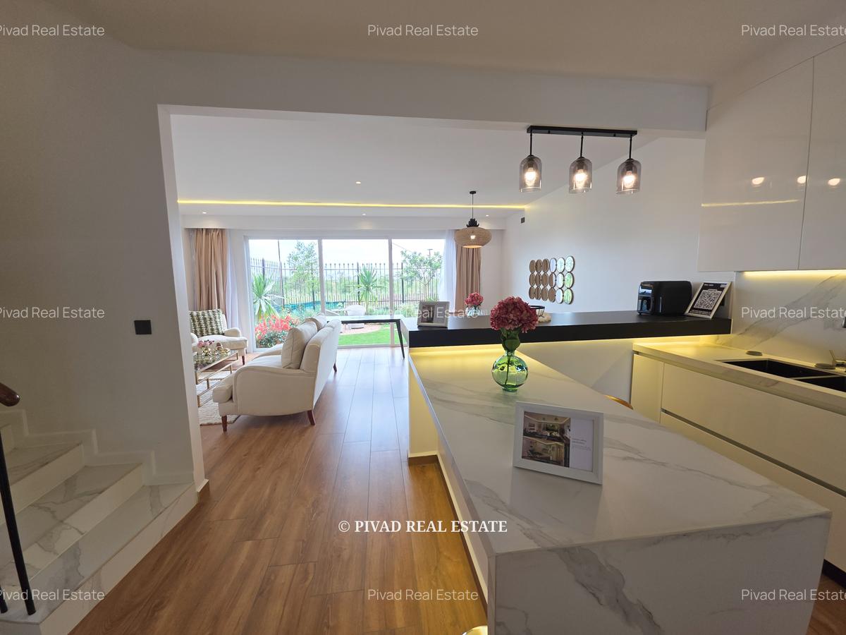 4 Bed Townhouse with Swimming Pool in Tatu City - 9