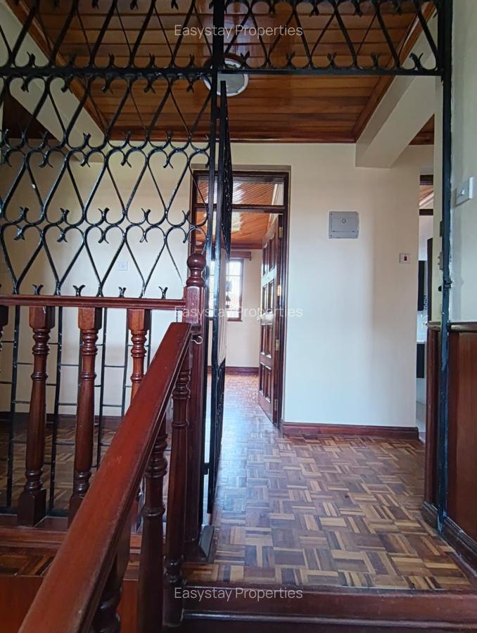 4 Bed House with En Suite in Runda - 4