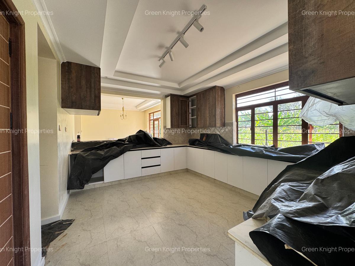 Serviced 4 Bed Apartment with En Suite in Karen Hardy - 3