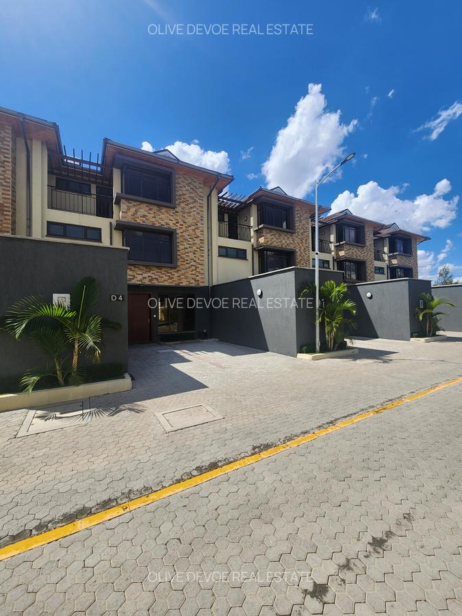 5 Bed Townhouse with En Suite in Syokimau - 1