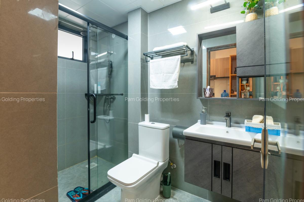 Furnished 1 Bed Apartment with En Suite in Riverside - 3