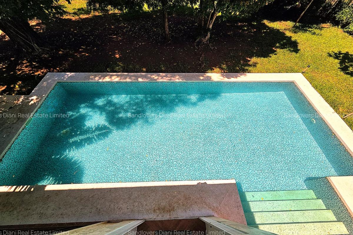 4 Bed Villa with En Suite in Diani - 6