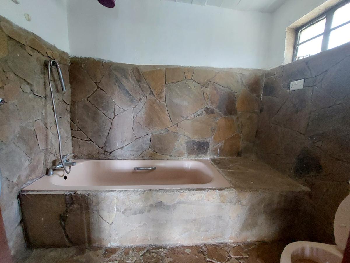 2 Bed House with Garden at Karen - 7