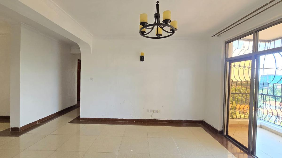 3 Bed Apartment with En Suite in Lavington - 5