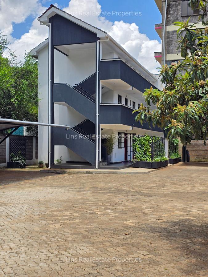 1 Bed Apartment with Borehole in Kilimani - 1