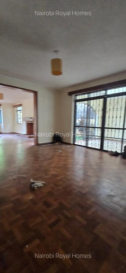 5 Bed Townhouse with En Suite at Lavington Road - 13
