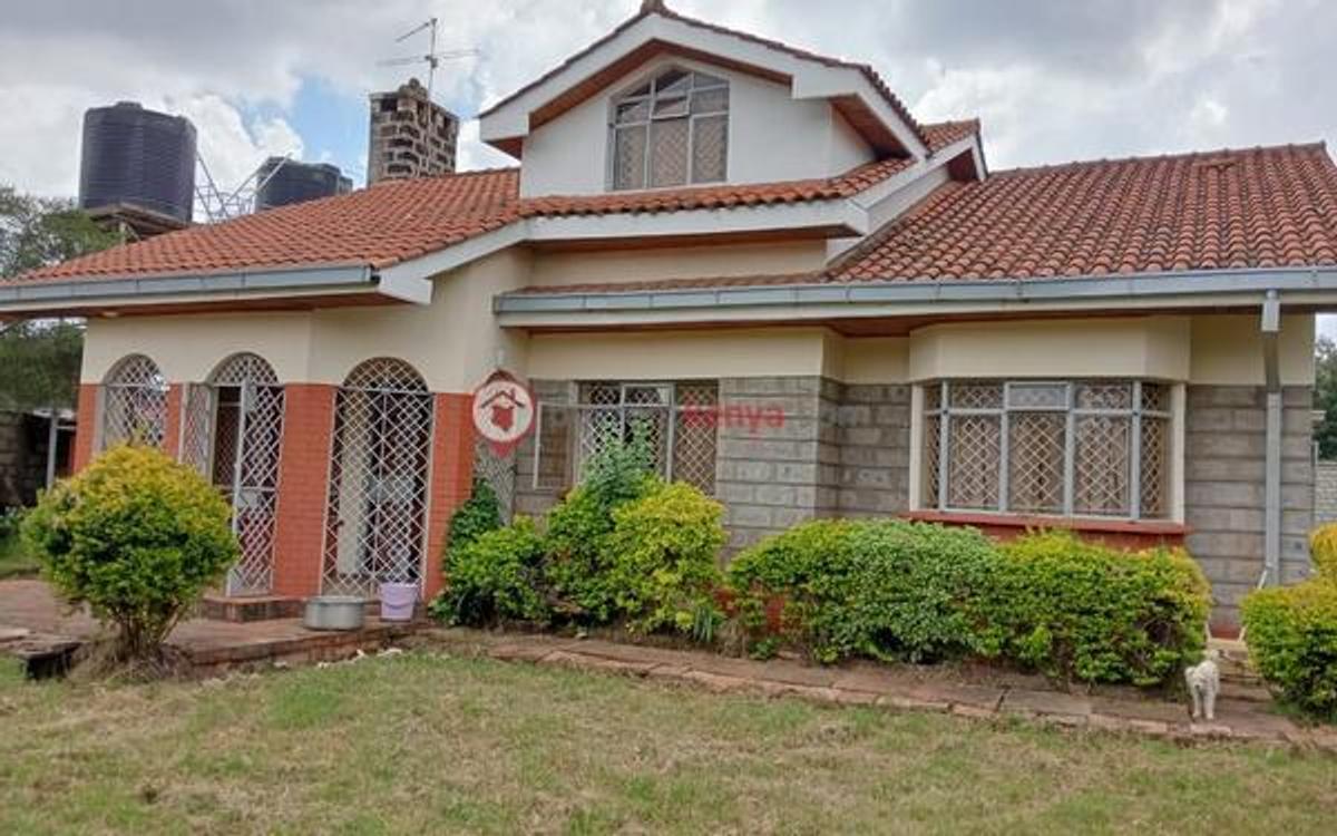 4 Bed House with En Suite at Karen - 15