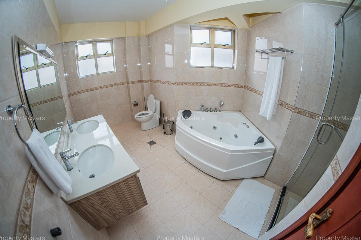 Serviced 3 Bed Apartment with En Suite at Arwings Kodhek Road - 10