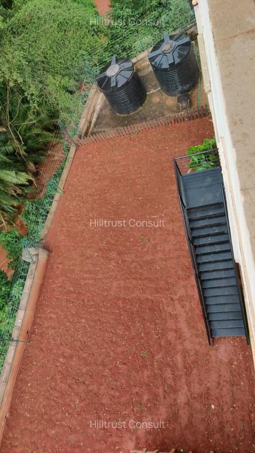 2 Bed Townhouse with En Suite at Peponi Rd - 12